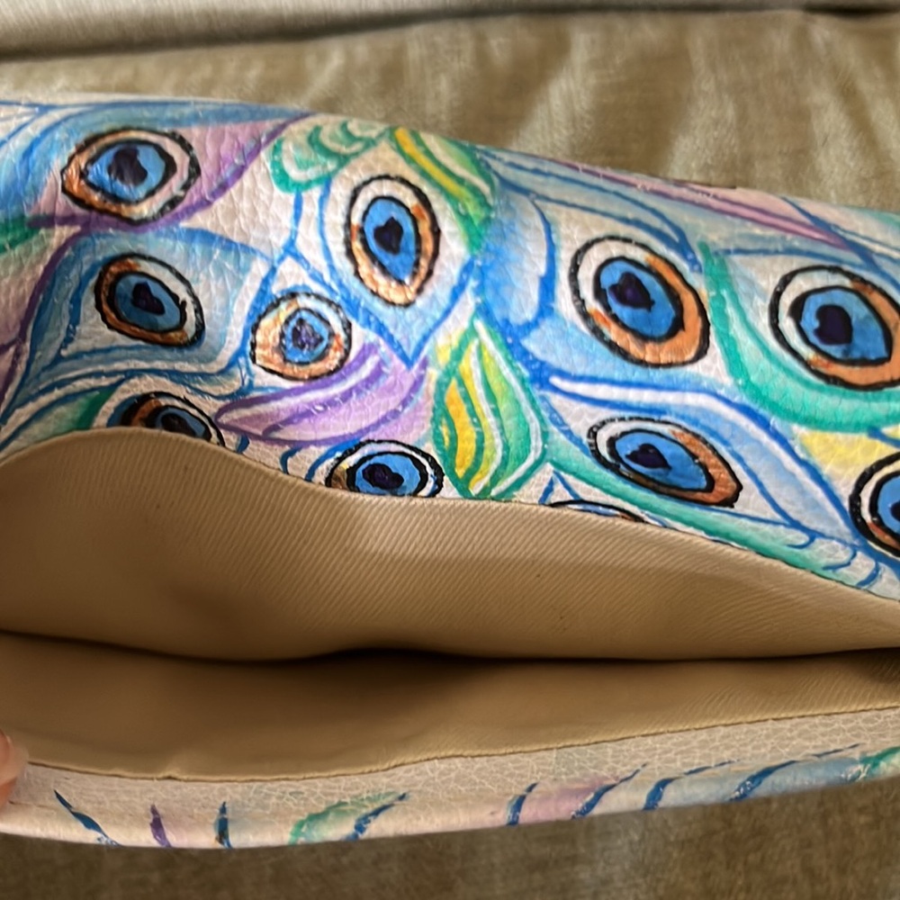 MANIFIQUE Colorful Peacock Feather HANDPAINTED‎ Wallet - Picture 7 of 9